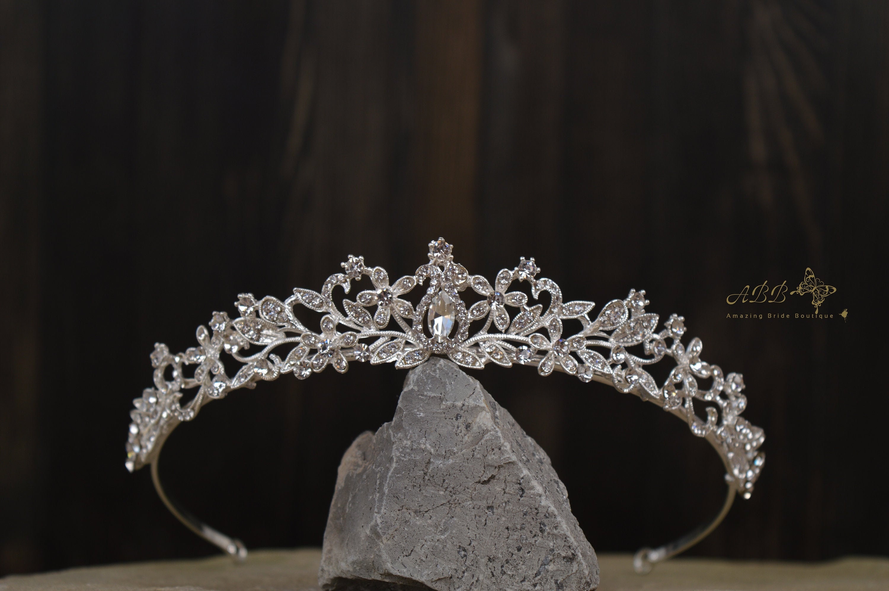 Silver Diadem - Etsy display picture 1