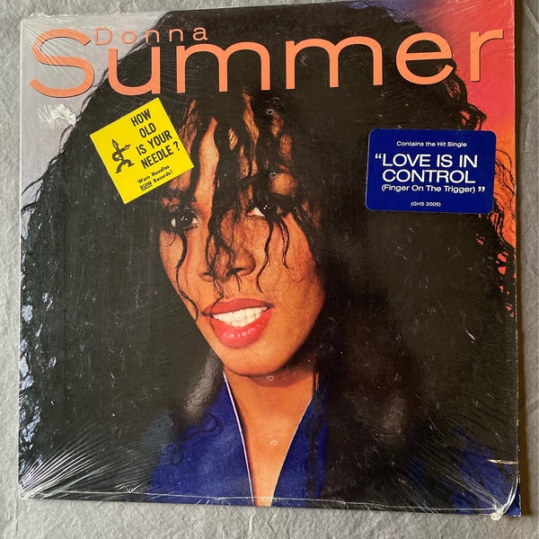 Donna Summer Vinyl Record Album! Geffen Records GHS 2005 A Beauty. @ 1982