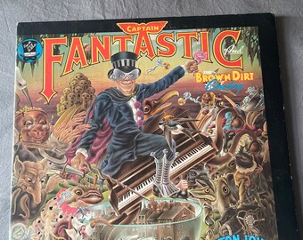 Elton John Captain Fantastic and the Brown Dirt Cowboy Vinyl Record Album!  MCA-2142 1975