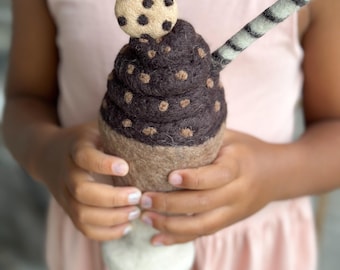 Batido de galleta con chispas de chocolate de fieltro / Juego sensorial, Decoración de verano, Mesa Flisat, Juguete de helado, Juguetes de fieltro, Juego de simulación, Cocina de juguete