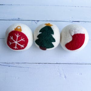 Set Of 3 Christmas Design Felt Dryer Balls- 8cm | Eco Dryer Ball, Laundry Ball, Laundry, Essential Oils, Earth Friendly, Zero Waste