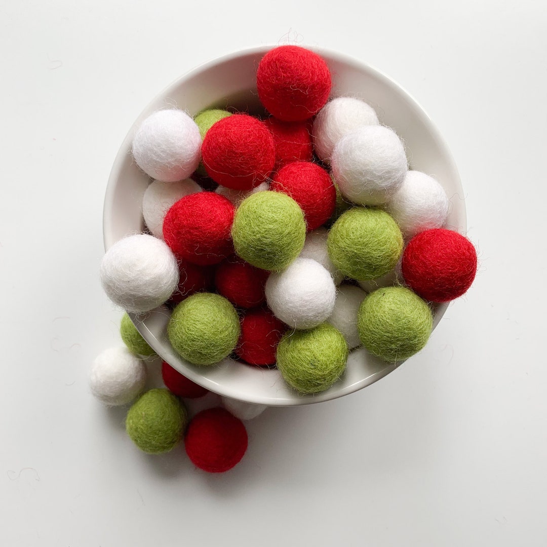 2cm the Grinch Colors Felt Ball Bundle of 50 Christmas - Etsy