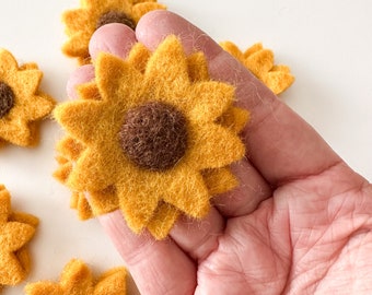 1 Mini Felt Sunflower | sunflower decor, sunflower garland, sensory play, sensory bin, felt shapes, felt pieces, felt cut outs