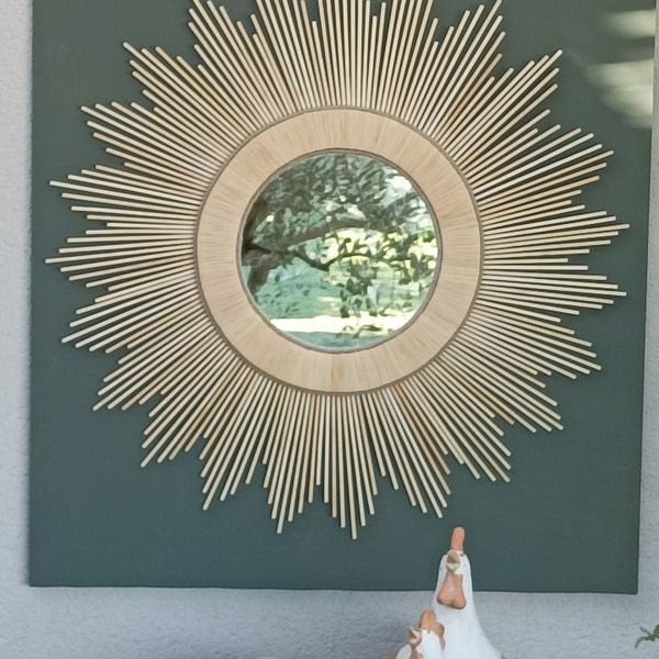Miroir rond en bois naturel raphia et cordes pour un intérieur tendance chic et bohème