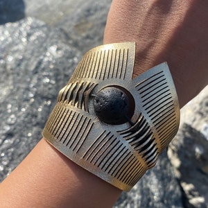 Gold / Silver Leather Cuff (lava bead closure, laser cut) - EL MALPAIS