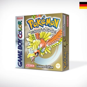 Puede incluir: Un cartucho de juego Game Boy Color dorado para Pokemon: Edición Oro. La parte frontal del cartucho presenta una imagen de dibujos animados del Pokemon Ho-Oh, un Pokemon pájaro legendario con un cuerpo dorado y alas rojas. El texto "Pokemon: Edición Oro" está impreso en blanco sobre un fondo dorado.