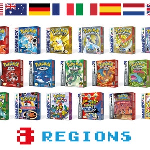 Op de afbeelding: Een verzameling van 12 Pokemon Game Boy en Game Boy Color game cartridges, waaronder Ruby, Sapphire, Emerald, FireRed, LeafGreen, Trading Card Game en Pinball. De cartridges zijn gerangschikt in rijen van drie, met de Game Boy Advance cartridges op de bovenste rij en de Game Boy Color cartridges op de onderste rij. De cartridges zijn allemaal in hun originele verpakking, met uitzondering van de Trading Card Game cartridge, die los is.