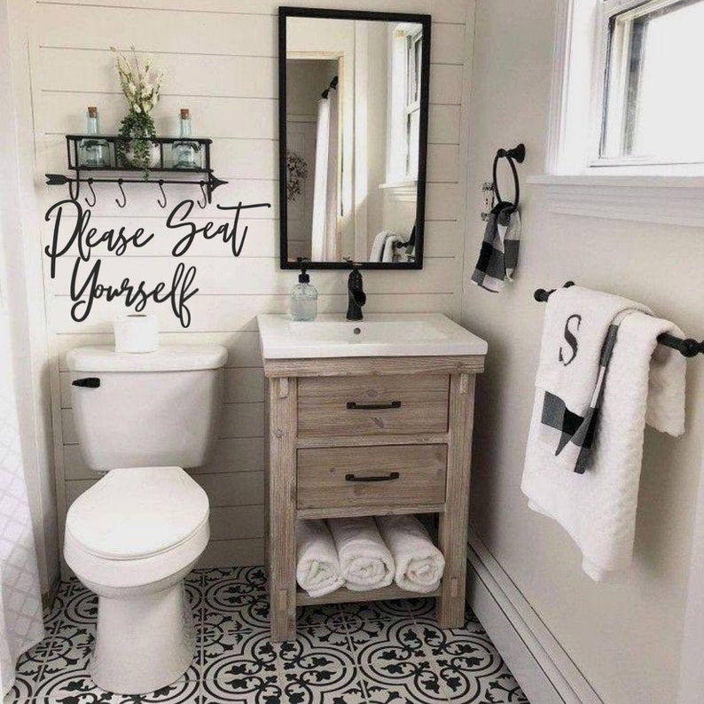 Small Farmhouse Bathroom Decor Ideas