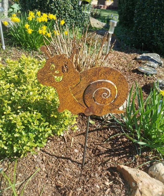 Garden Plug Snail