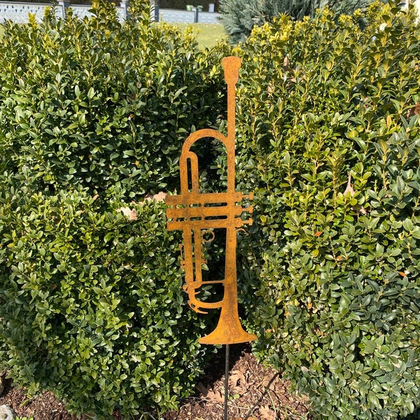 Garden stake trumpet made of CORTEN steel