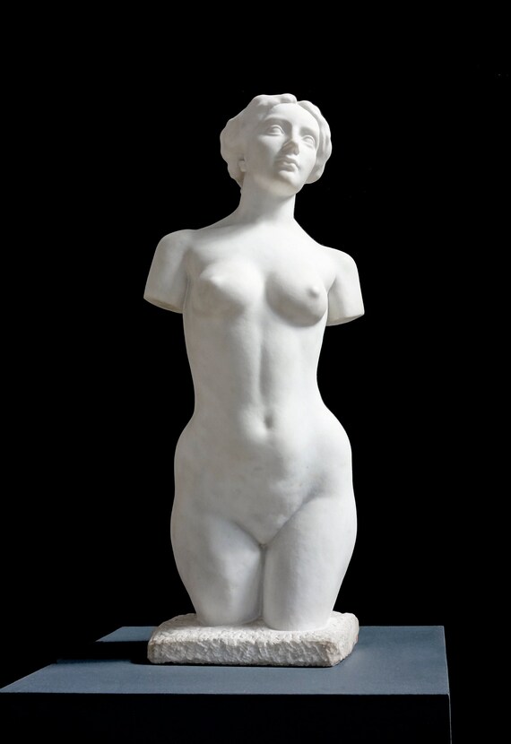 Malliol sculpture 'Jeunesse' in the Orsay, Paris.