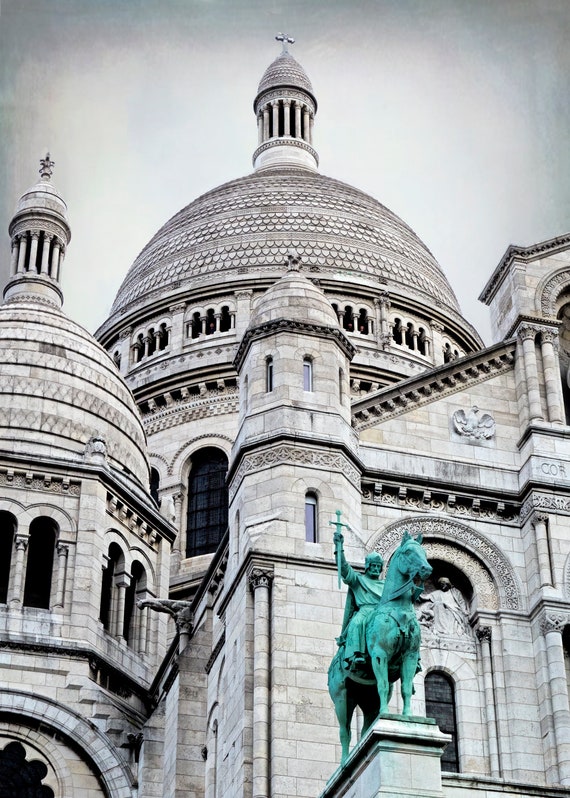 Statue of King Louis IX on the Sacré-Coeur, Montmarte, Paris, France, 2017.