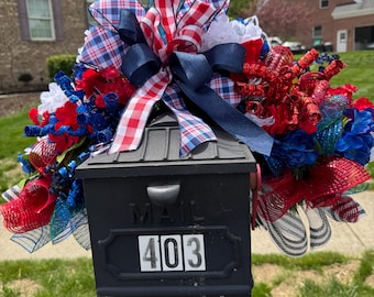 Patriotic Mailbox Swag, Independence Day Decor, Red, White, Blue, Swag, Memorial Day Decor, 4th of July Decor, Floral Mailbox Swag