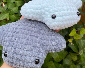 Gehäkelte Rochen, handgemacht, Kuscheltier, Plushie, handmade, crochet stingray, fish, Amigurumi, sea