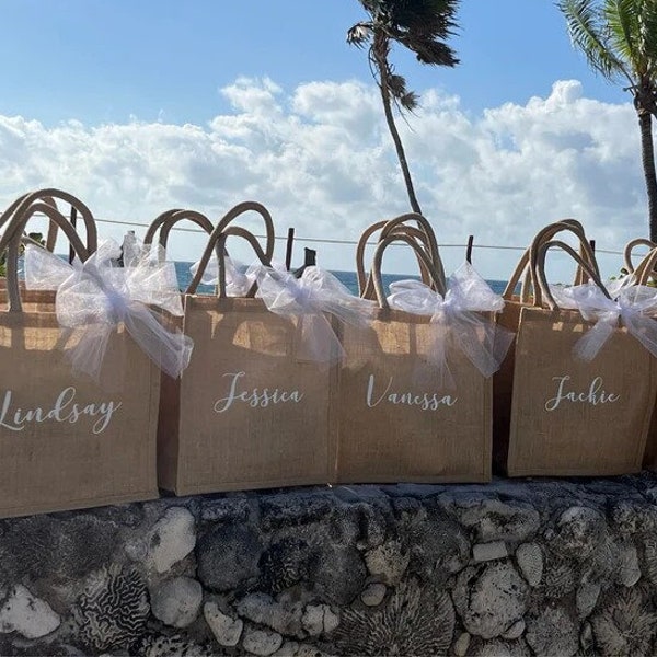 Personalized Burlap Bag,Custom Burlap Tote Bag,Personalized Beach Tote Bag, Beach Bags,Beach Tote Bags,Girls Trip Gifts,Bridesmaid Proposals