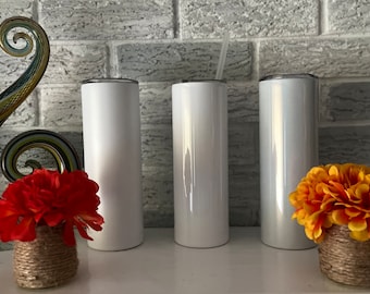 Personalized 20 oz Tumbler: Matte or Glossy Finish, Custom Design