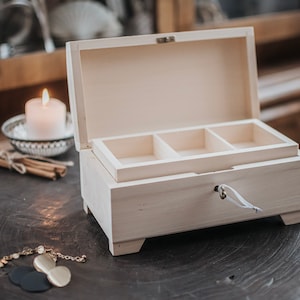 Caja de madera cruda cerrada con llave, madera natural, con cerradura, caja con cerradura, 3 compartimentos, recuerdo de madera, joyero, cumpleaños