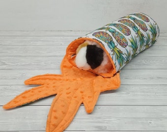 Guinea Pig Tunnel Bed – Cozy Fleece Hideout for Guinea Pigs, Soft Cage Bed