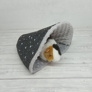 Seashell Guinea Pig Hideout, Cozy Fleece Tunnel Bed, Small Animal House for Guinea Pigs, Rats, Chinchillas, Ferrets, Handmade Pet Cave