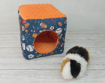 Fleece Cube Bed for Guinea Pigs – Cozy Cage Hideout House