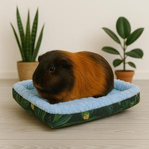 Cozy Fleece Bed for Guinea Pigs, Rabbits, Hedgehogs & Small Pets – Soft, Washable, Custom Colors – Small Animal Bedding and Toys