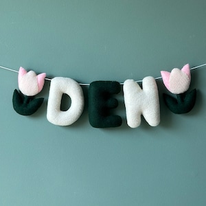 Banner con nombre personalizado con flores, guirnalda con nombre personalizado, nombre de fieltro, guirnalda con nombre de fieltro, decoración de guardería, baby shower, tulipán