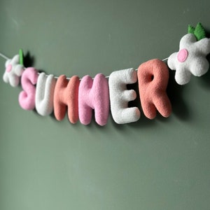 Custom Name Banner with Flower, Custom Name Garland, Felt Name, Felt Name Garland, Nursery Decoration, Baby Shower, Camomiles