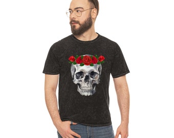 Camiseta de lavagem mineral de caveira e rosas, camiseta de metal pesado, camiseta de rosas de caveira, camiseta de caveira floral, camiseta de caveira de Halloween, fantasia de Halloween