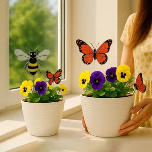 Insect garden Stained Glass Honey Bee Suncatcher Monarch Butterfly Plant Stakes Stained Glass Ladybug Glass Suncatcher Fathers Day Gifts
