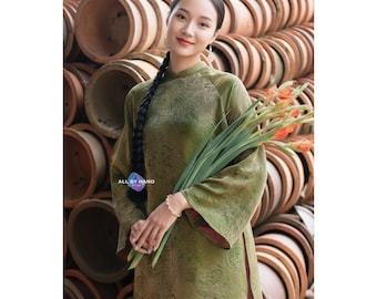 Ao Dai Women | Vietnamese Traditional Tencel Silk Tunic | Long Sleeve Split Tunic | Elegant Modern Asian Wear for Women | Green Ao Dai