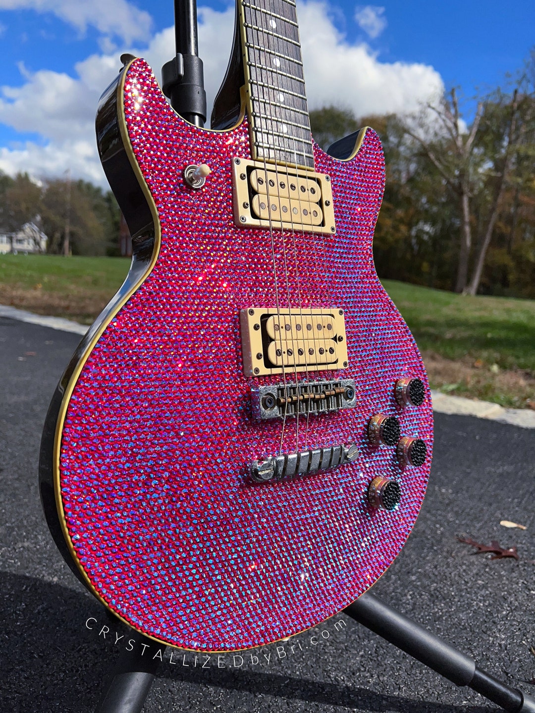 Pink glitter electric guitar outlet