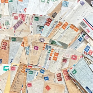 Cubiertas de cartas y sellos vintage. Papel vintage estampado, efímeras y piezas para scrapbooking. Diarios antiguos, manualidades. Firmas manuscritas, sobres.