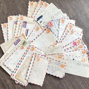 Cartas de amor de la Segunda Guerra Mundial: capellán del ejército, documentos personales manuscritos antiguos o de época para marido y mujer, correspondencia de guerra, sellos y sobres, lotes de papel