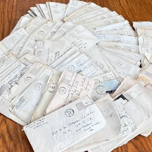 Cartas de la Segunda Guerra Mundial - Marido/Esposa. Documentos personales manuscritos antiguos/vintage. Correspondencia de guerra - Sellos/Sobres - Lotes de cápsulas del tiempo de papel.