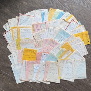 Recetas antiguas. Nota médica vintage de 1920-1950. Registro de boticario manuscrito, lotes de álbumes de recortes y paquetes de efímeras. Recibos de farmacia.