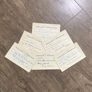 1) Documentos antiguos/vintage de escrituras de cementerio (décadas de 1940-1960), mecanografiados/manuscritos. Contabilidad/recibos. Cartas antiguas. Sobres.