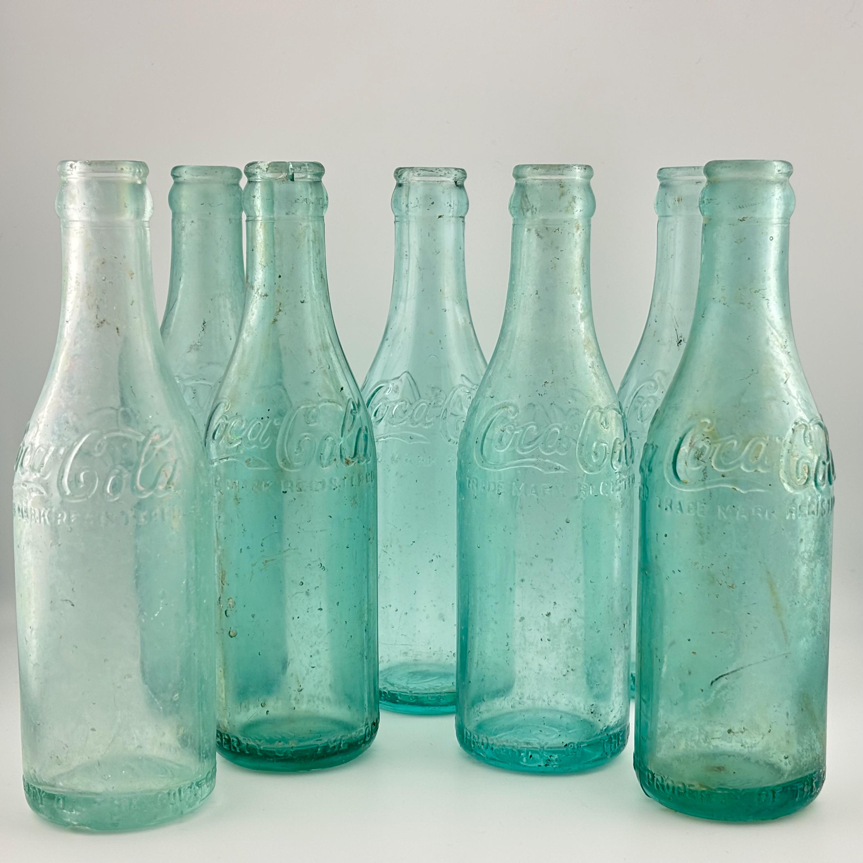 Coca Cola Coke Straight Sided Canadian Soda Pop bottle (JAS) Coca Cola Coke Straight Sided Canadian Soda Pop bottle (JAS)