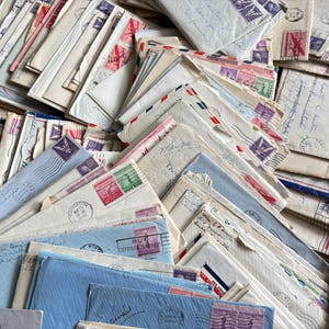 Cartas de la década de 1940: documentos personales manuscritos antiguos/vintage. Correspondencia. Sellos/sobres. Cápsulas del tiempo de papel. Libros. Historias.
