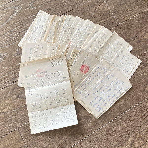 1950’s Korean War LOVE Letters-Personal Handwritten Documents-Stamped Envelopes-American Pride Notes/Battlefield Correspondence-Army War lot