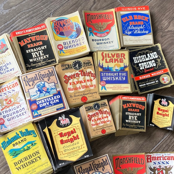 Vente en gros d'étiquettes d'alcool vintage des années 30 pour bouteilles. Début de série. Pharmacie-Médecine-Scrapbooking, Journalisation indésirable. Éphémères, Artisanat - Antiquités