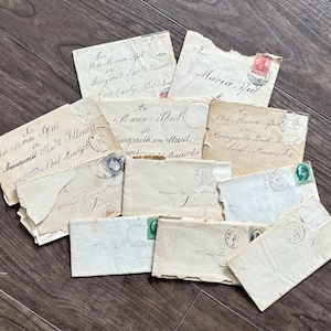 Lote de correos antiguos/vintage. Cartas/tarjetas. Documentos escritos a mano, sobres con franqueo. Notas de orgullo/cartas publicitarias. Diario de scrapbooking