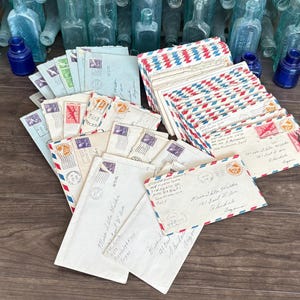 Cartas de amor y documentos escritos a mano de la Segunda Guerra Mundial. Sobres con franqueo postal. Notas de orgullo estadounidense/Correspondencia del campo de batalla: cartas de guerra del ejército de la APO