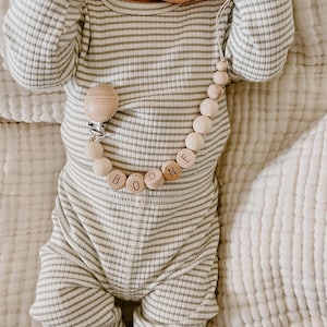 NEUTRAL pacifier clip -super cute, super neutral - Personalized