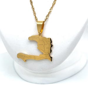Collier carte d'Haïti