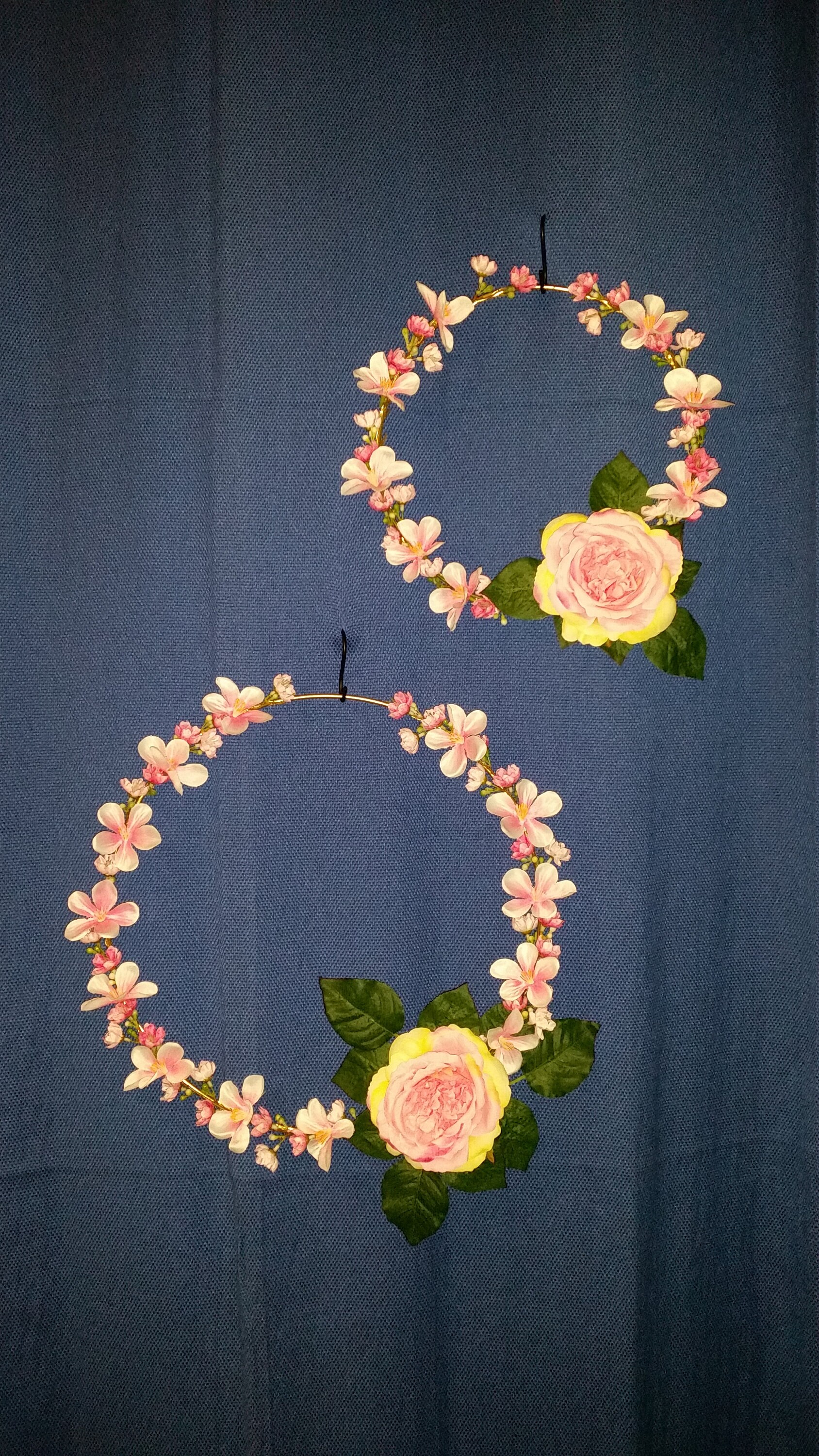 Cercles Fleuris en Métal Doré Fleurs de Magnolia et Rose Magnolia en Fleurs