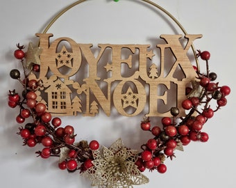 Golden metal circle decorated wooden plate merry Christmas red bay stars "MERRY CHRISTMAS to THE BAYS"