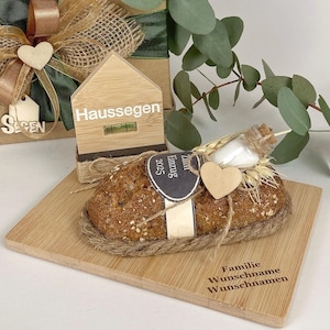 Einzugsgeschenk Haussegen | Brot und Salz Geschenk | Wasserwaage Haussegen | Einweihungsgeschenk zum Einzug personalisiert | Holz Haussegen