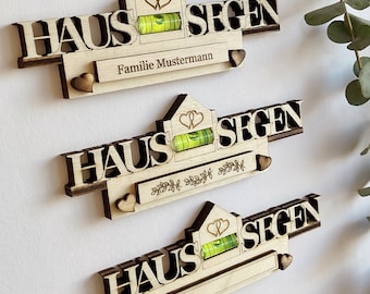 Kleiner Haussegen Wasserwaagen Magnet personalisiert aus Holz | Geschenk zum Einzug Umzug | Geschenke für Paare | Wasserwaage Haussegen