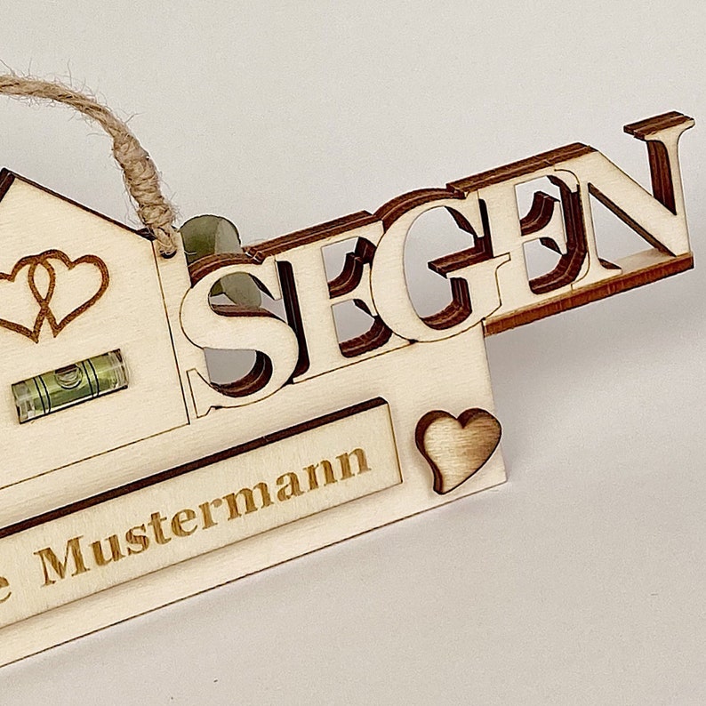 Haussegen Wasserwaagen personalisiert aus Holz zum hängen Geschenk zum Einzug Umzug Geschenke für Paare Wasserwaage Haussegen Bild 5