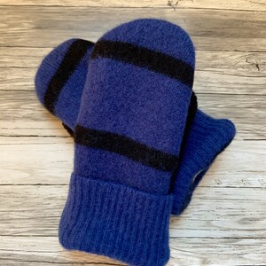 Kids Wool Mittens - Made From Upcycled Sweaters - Felted Wool Mittens -  - Fleece lined - size small